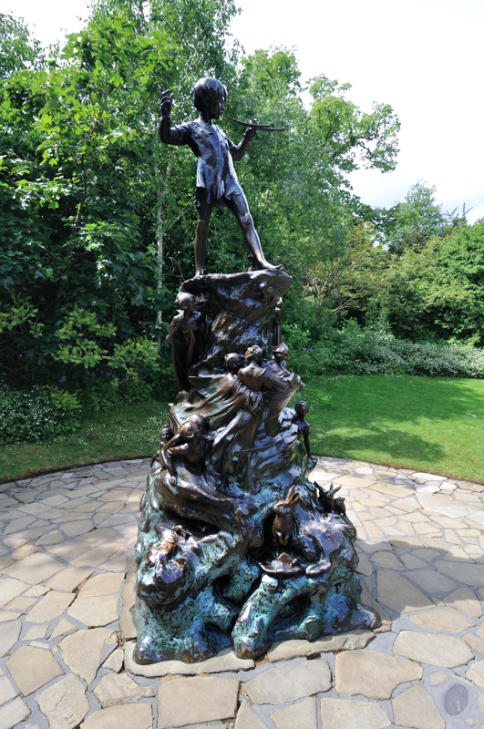 Statue de Peter Pan donnée par J.M Barrie (son auteur)