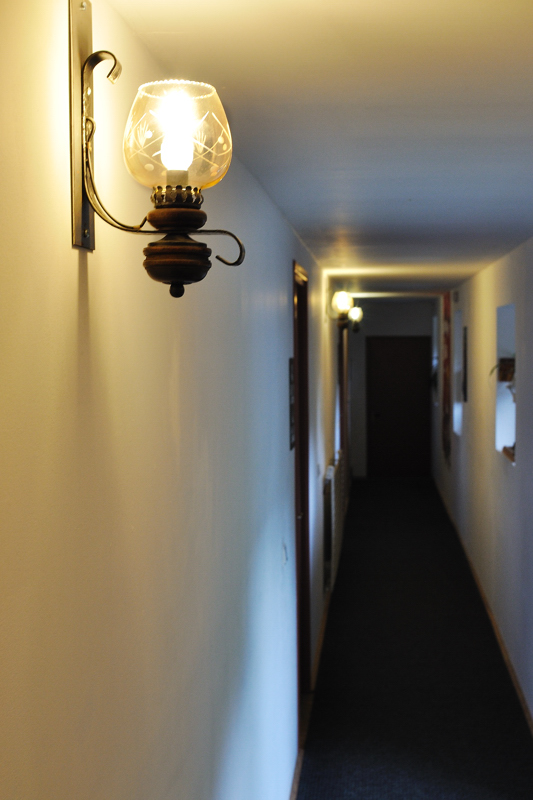 Le couloir desservant les appartements