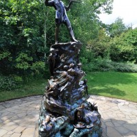 Statue de Peter Pan donnée par J.M Barrie (son auteur)