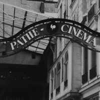 Pathé présente 