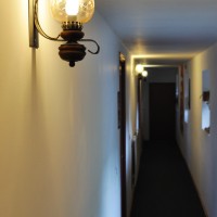 Le couloir desservant les appartements