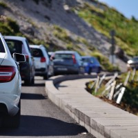 Oui, ça bouchonne, alors le passager s